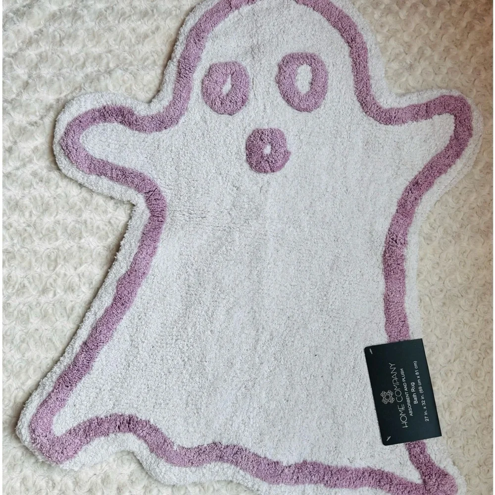 VISTA HOME FASHIONS 2.25x2.6 Figural Ghost Bath Rug, Purple & White